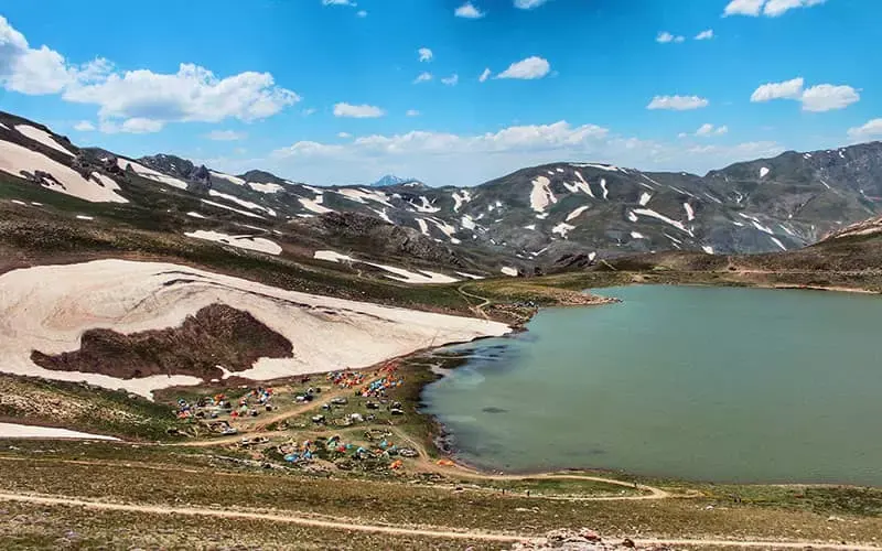 معرفی دریاچه دالامپر